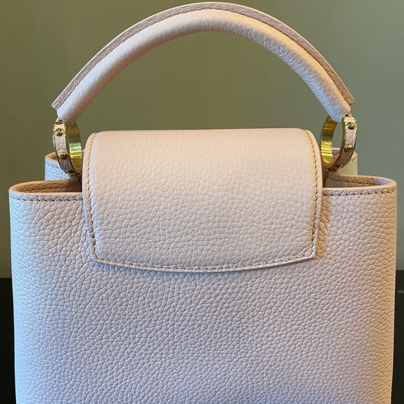 NWT 2022 Louis Vuitton Pink Capucines BB w/Flower Logo on Front in Pink/White - Picture 5 of 12